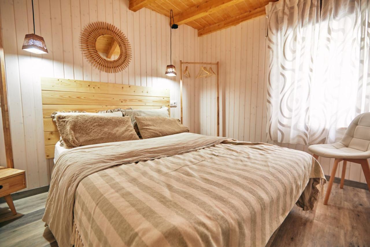Casa Montse. Apartamentos Turisticos Рибадео Экстерьер фото